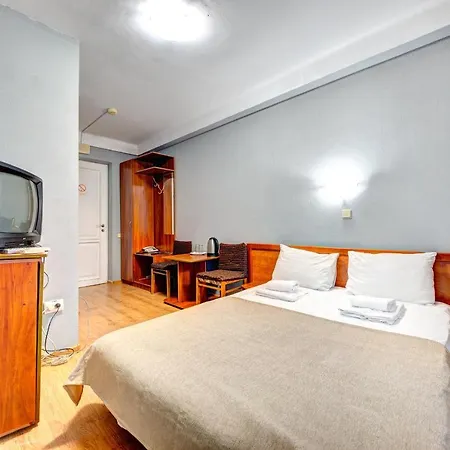 7f 3* Kiev